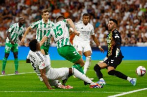 Real Madrid không có được đội hình mạnh nhất